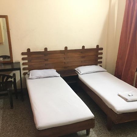 Nellimoottil Guest House Kottayam Bilik gambar