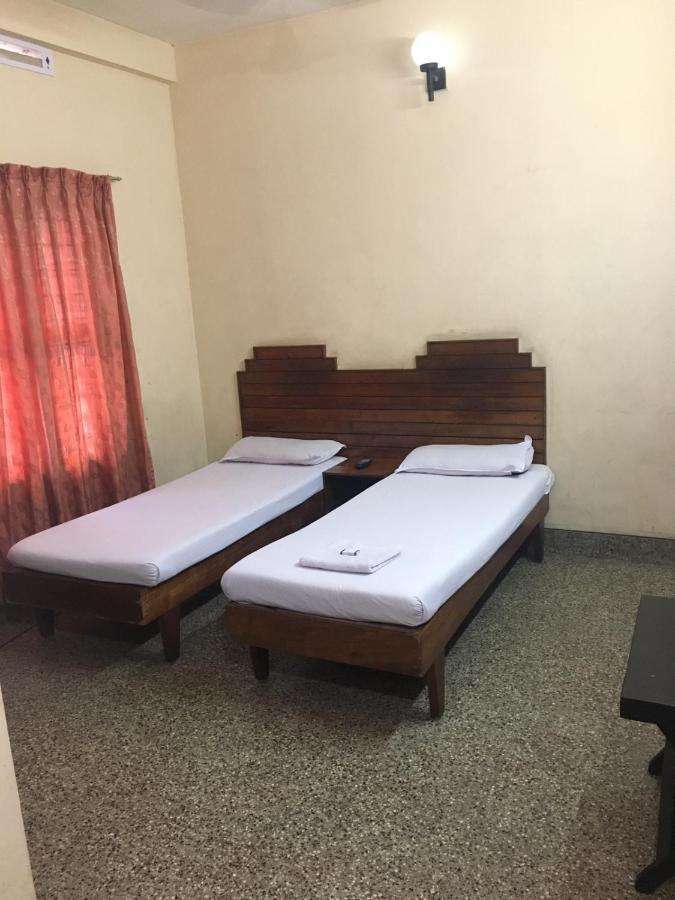 Nellimoottil Guest House Kottayam Bilik gambar