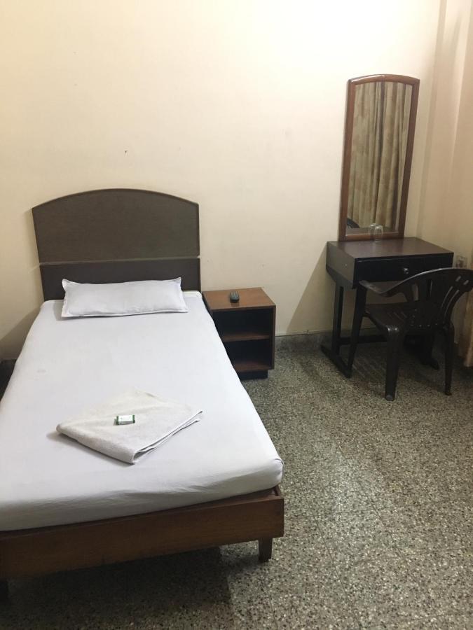 Nellimoottil Guest House Kottayam Bilik gambar